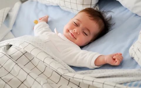 أربعة أخطاء شائعة في نوم الطفل يجب عليك تجنبها